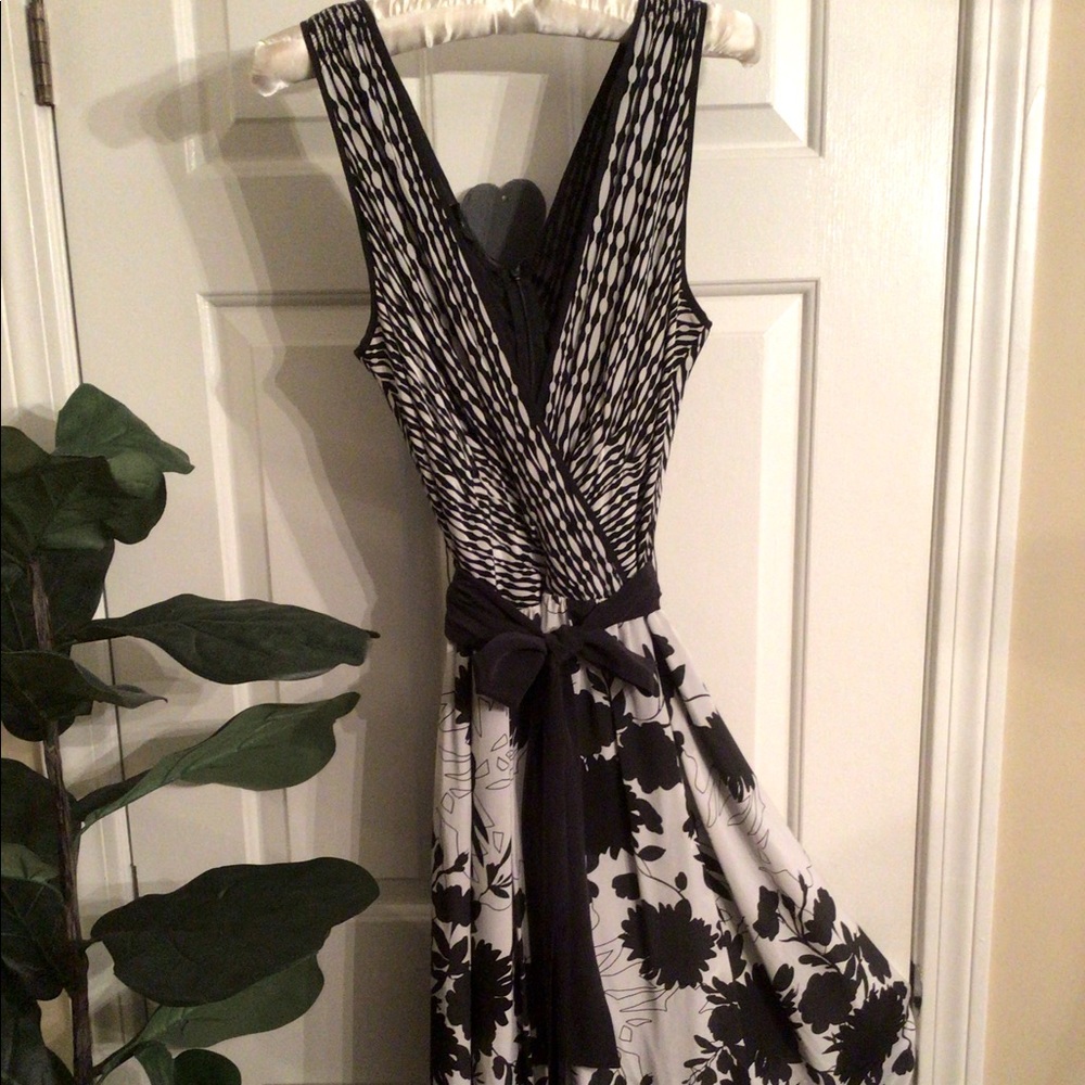 Alfani Mid length silk dress. SZ 10